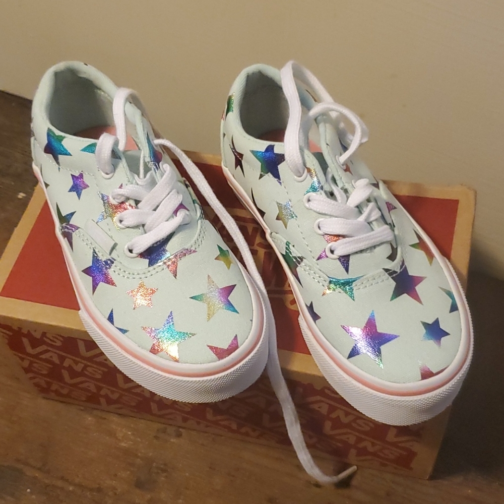 NIB Girls Van Doheny Shoes